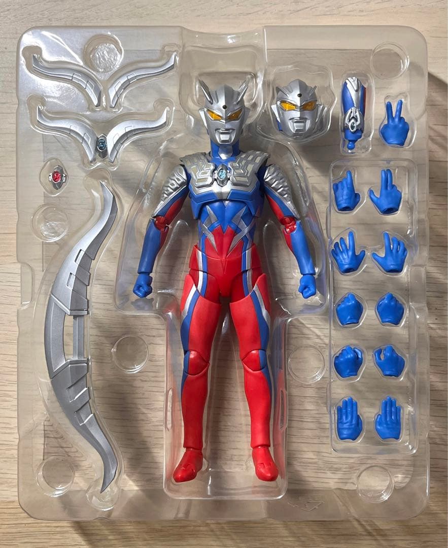 S.H.Figuartsウルトラマンゼロ