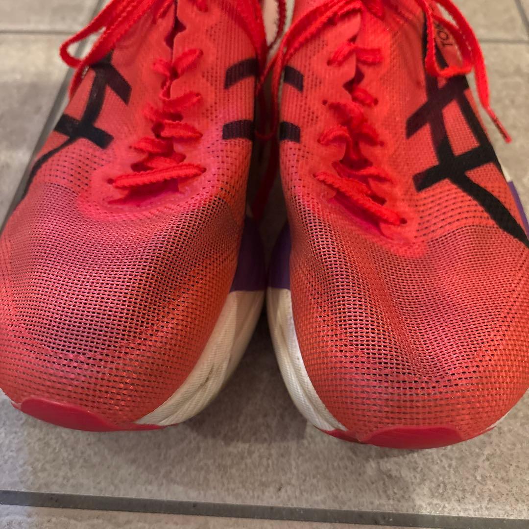 ASICS メタスピードスカイトウキョウ　28cm