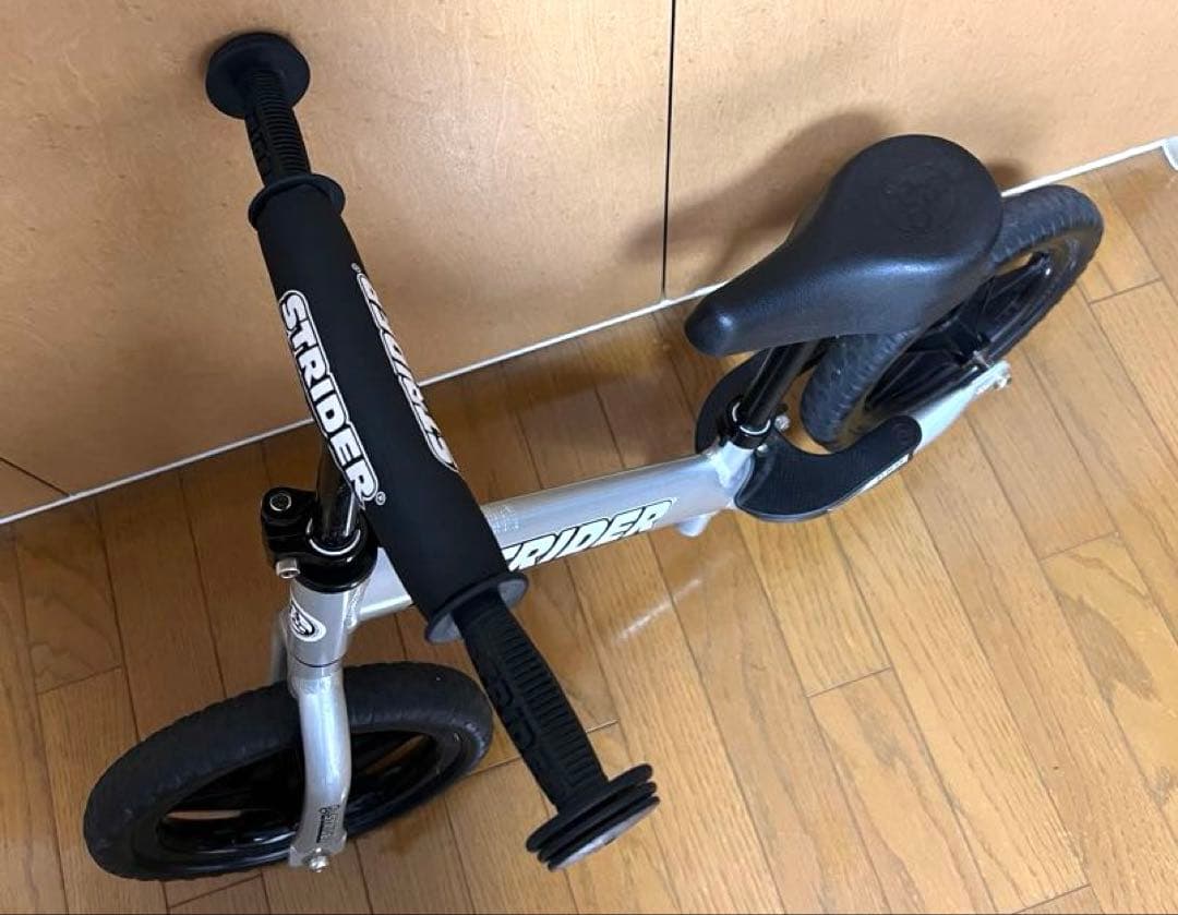 ストライダープロ シルバー 12インチ