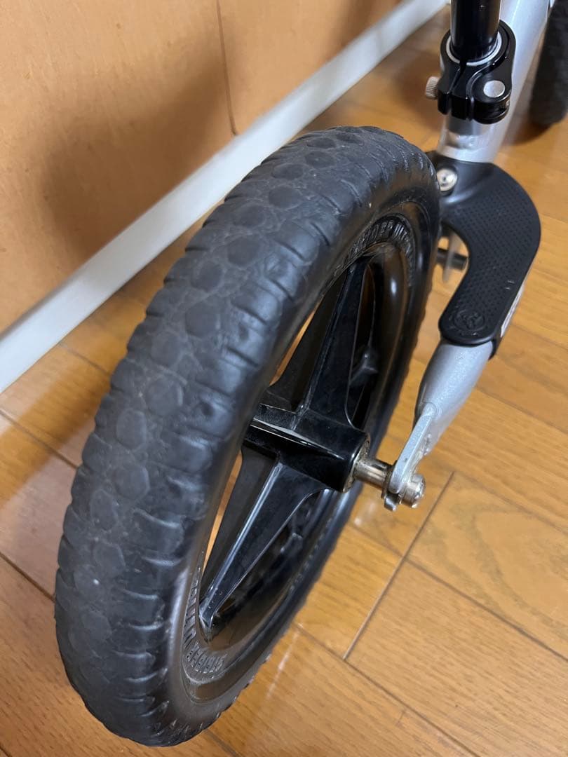 ストライダープロ シルバー 12インチ