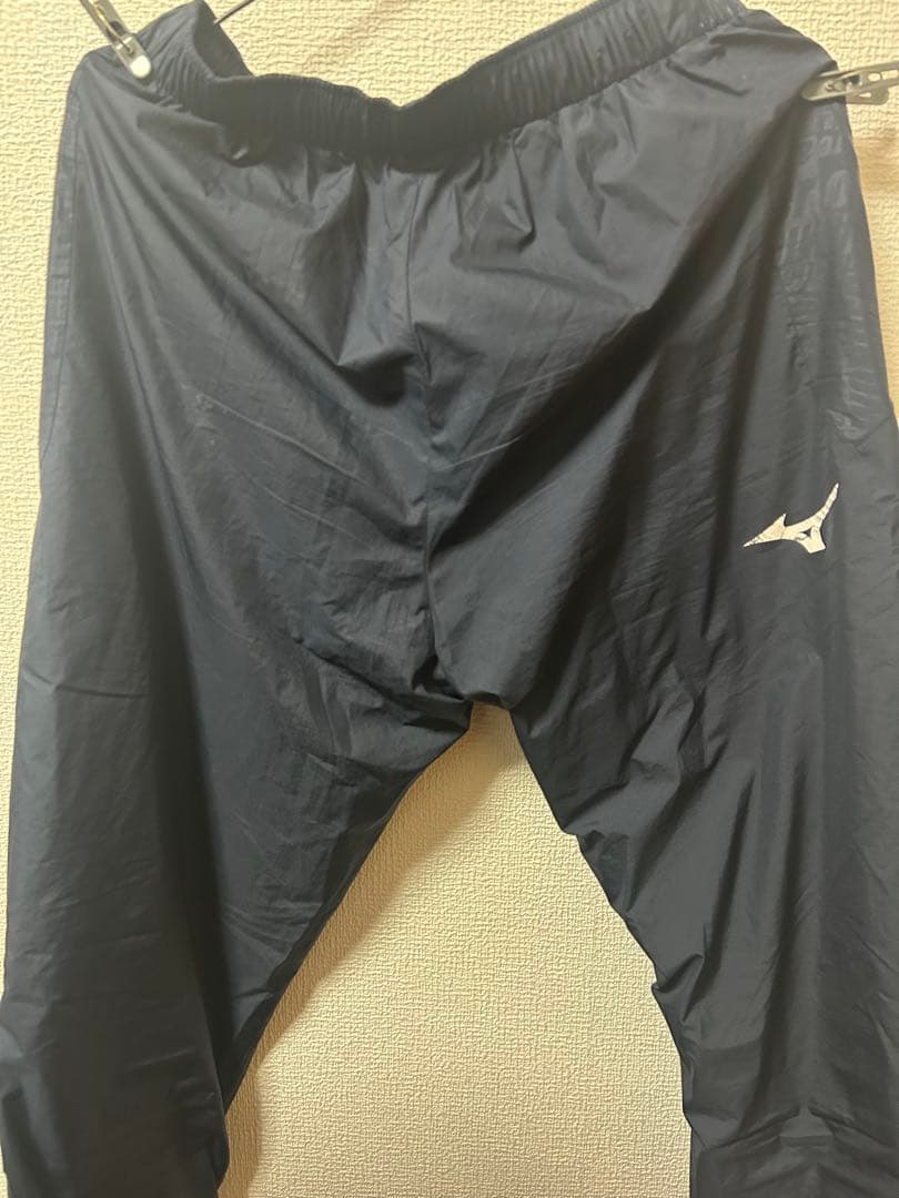 ウィンドブレーカーとパンツセット