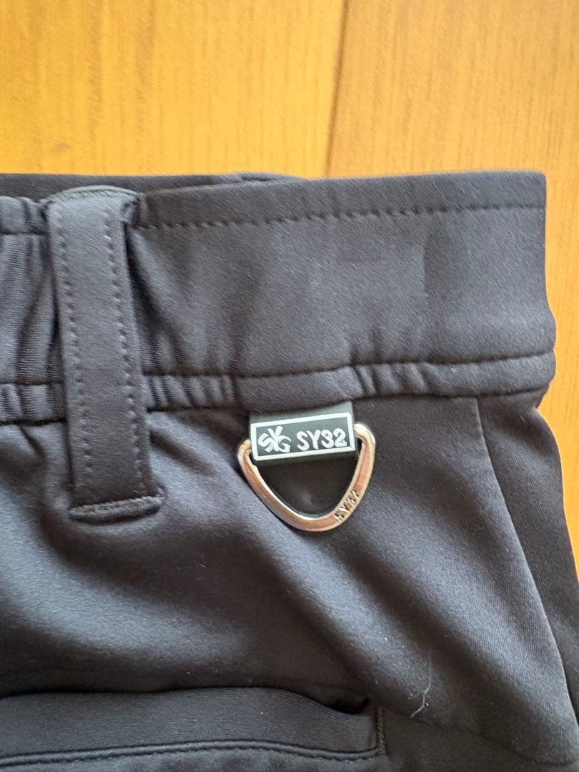 SY32 ブラックショートパンツ　サイズXL