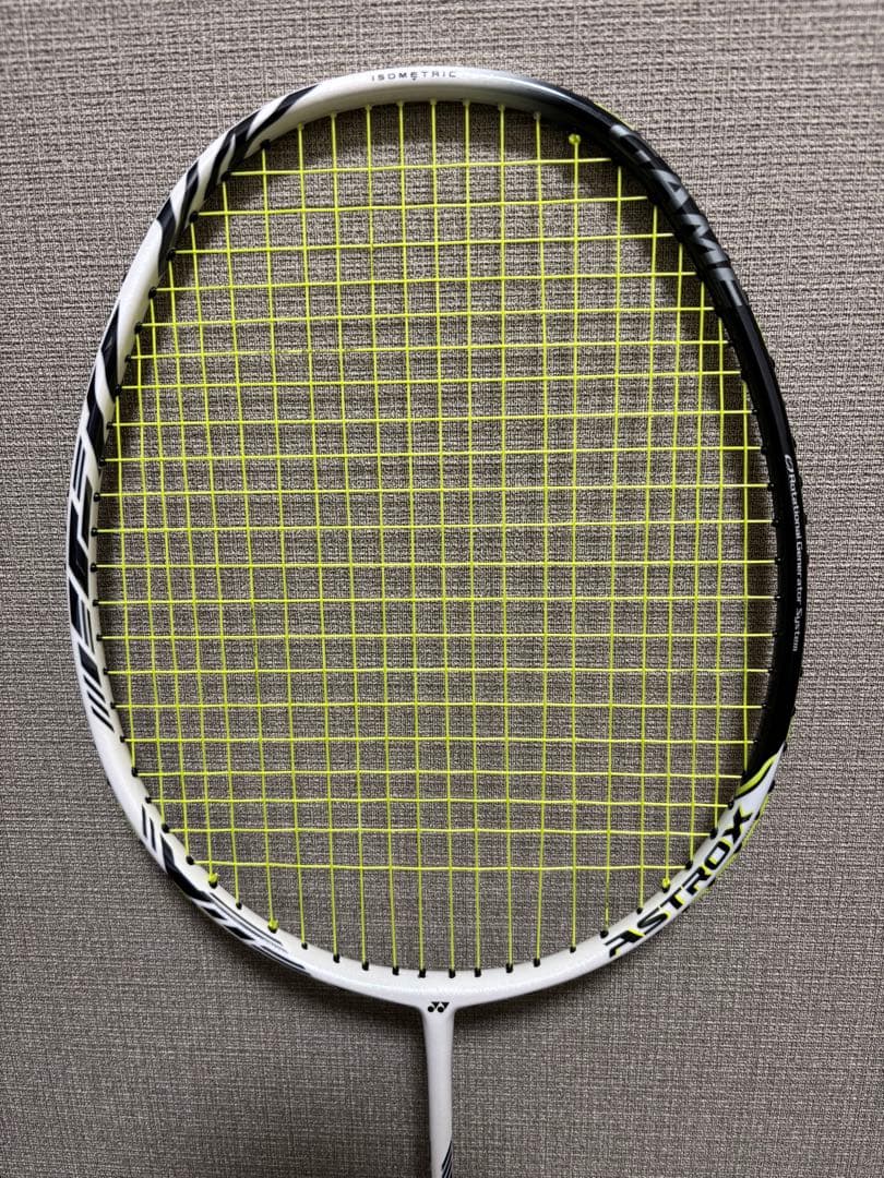 YONEX アストロクス 99ゲーム　ホワイトタイガー