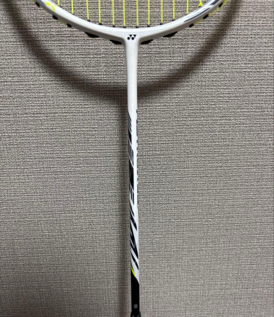 YONEX アストロクス 99ゲーム　ホワイトタイガー