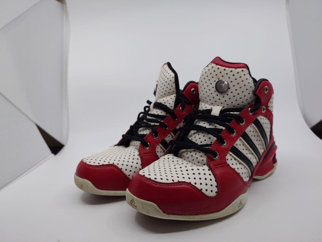 adidas バスケットボールシューズ 赤/白