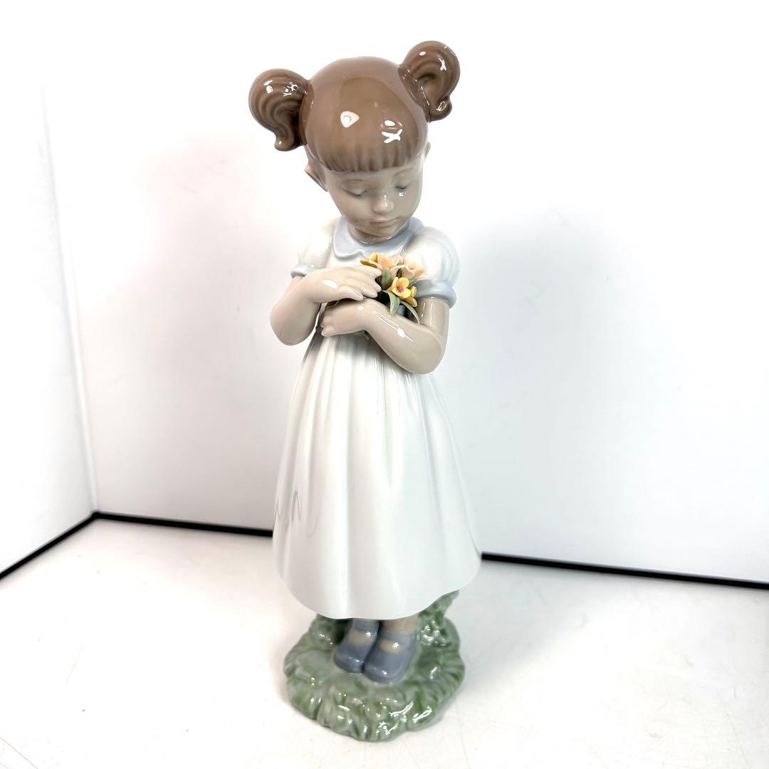 【極美品】【箱付き】Lladr リヤドロ 素敵なお花 オブジェ　置物