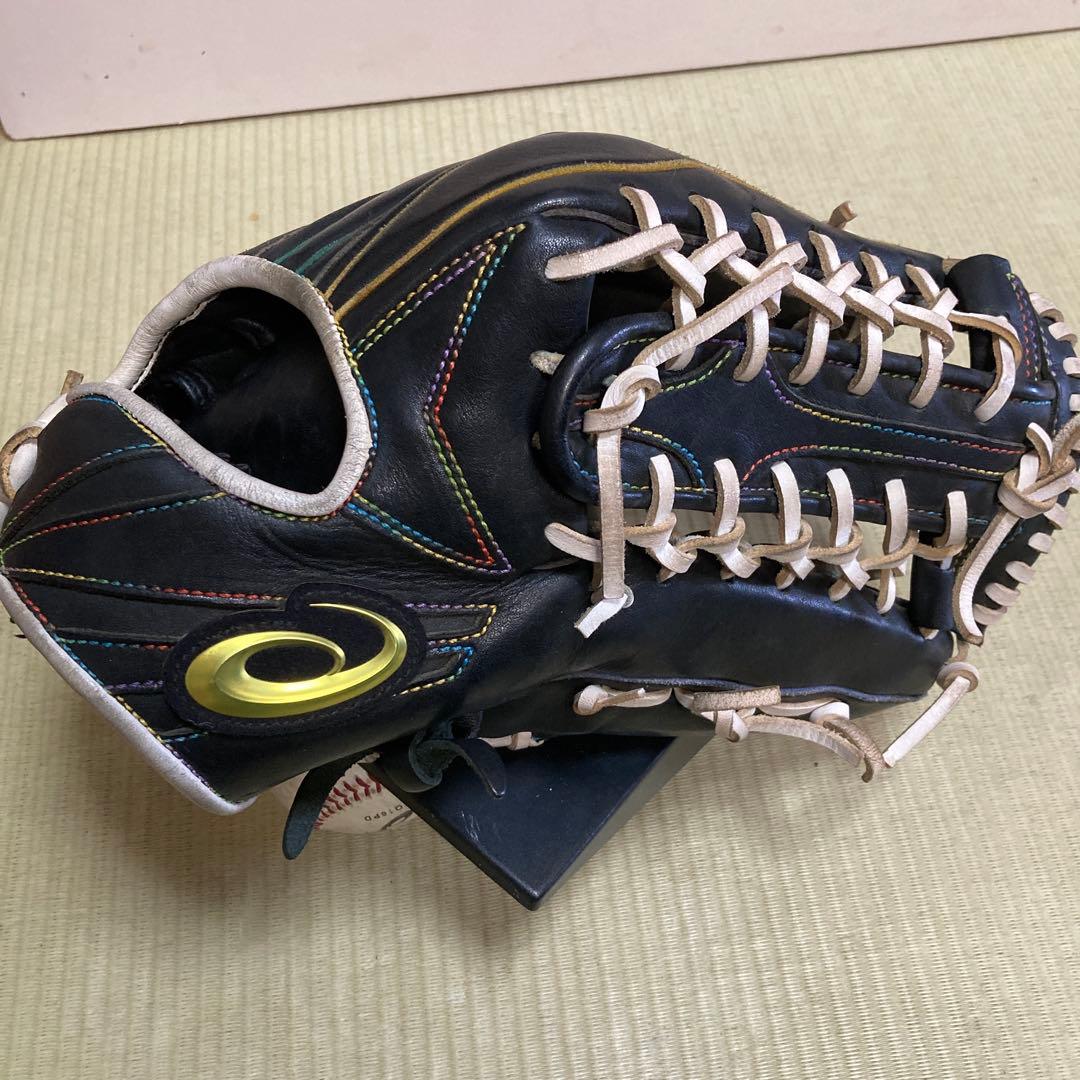 チ*ス様 アシックス東京五輪モデル、軟式外野手