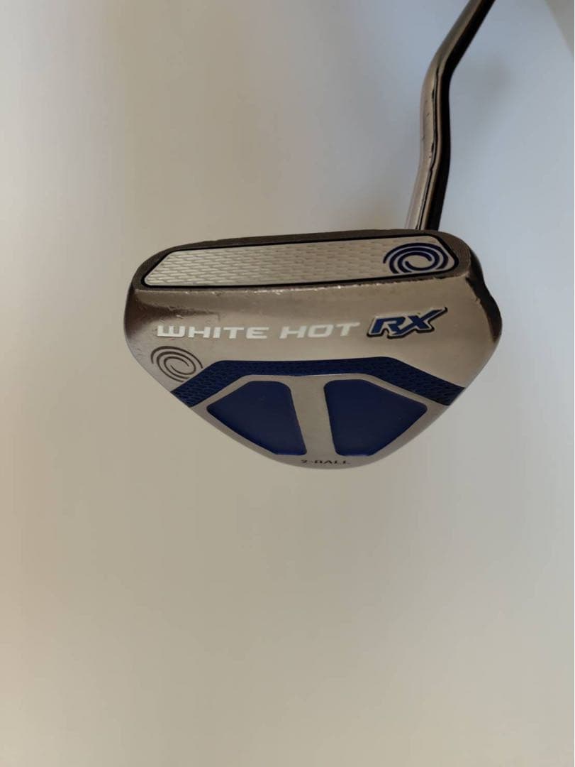 ODYSSEY WHITE HOT 2-BALL V-LINE 33インチパター
