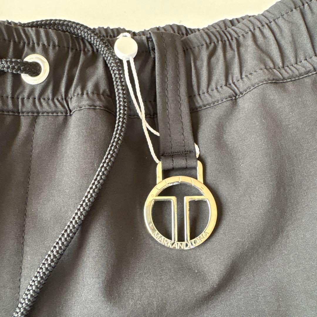 マークアンドロナ　ハーフパンツ　　　 T-LINE