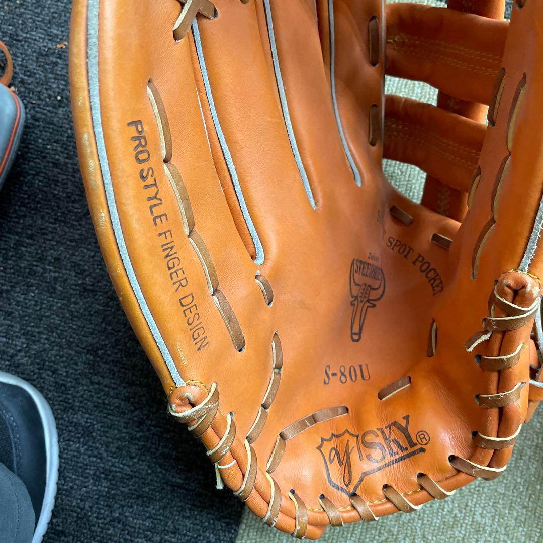 野球グローブ８個、キャッチーマスク２個 まとめ売り