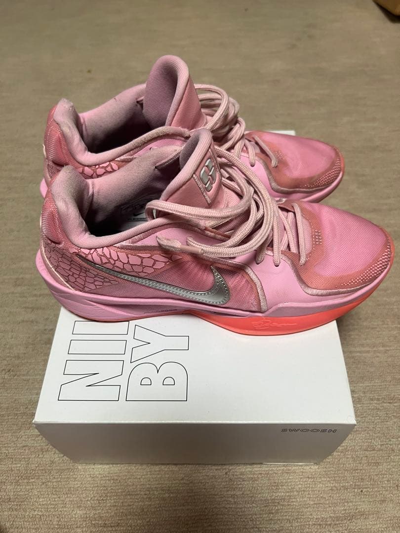Nike Women's Sabrina 2 by you お値下げ可能