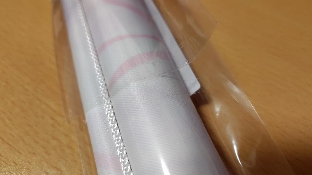 桃豆こまもち　Under wears9 B2タペストリー　未開封