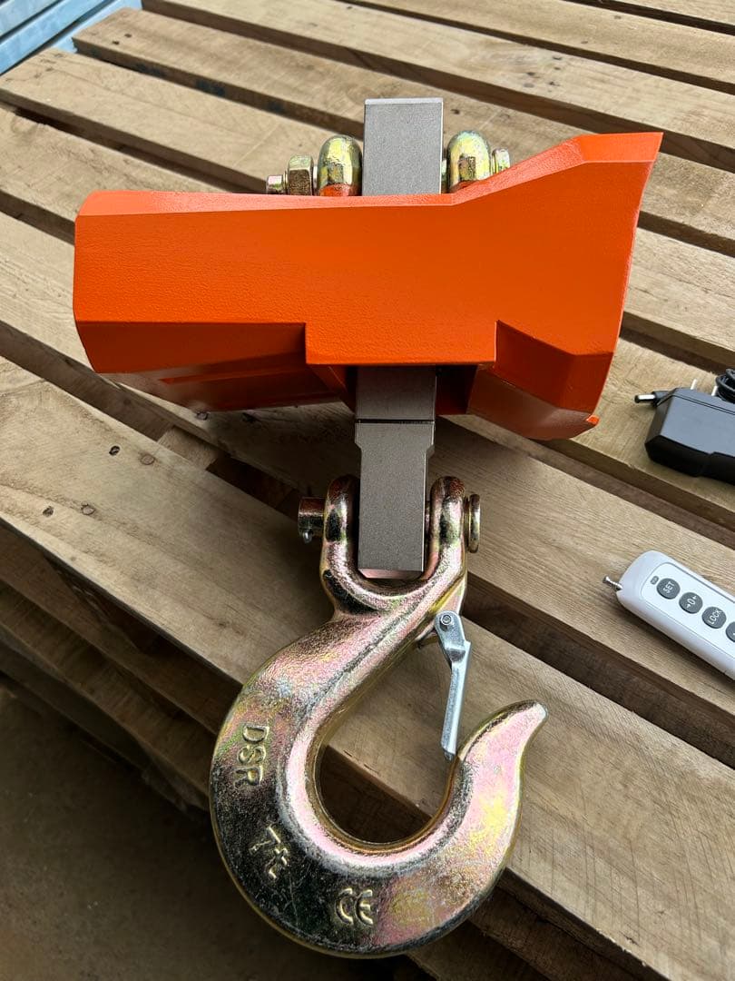 充電式 デジタル　クレーンスケール 吊秤 5トン 5000ｋg クレーンスケール