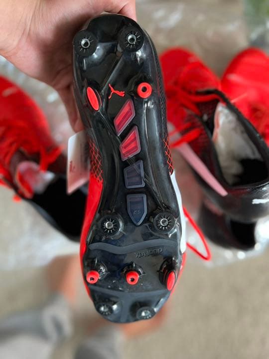 PUMAサッカースパイク　2つセット