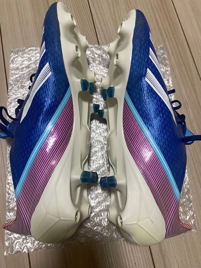 adidas adizero f50 取替式　ポイント予備あり　28センチ