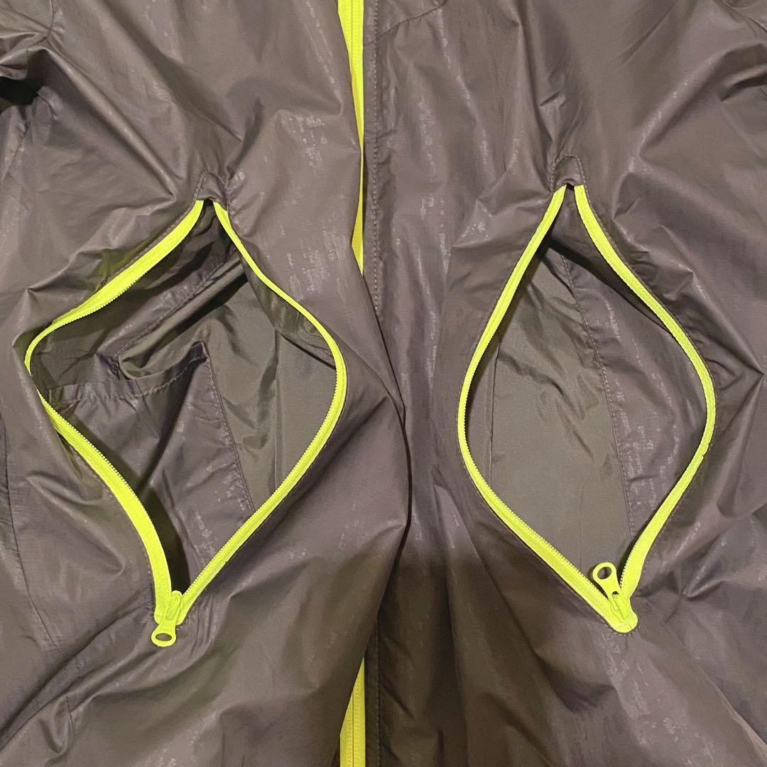【美品】NIKE ナイキ ウィンドブレーカー パーカー 軽量 撥水 ランニング