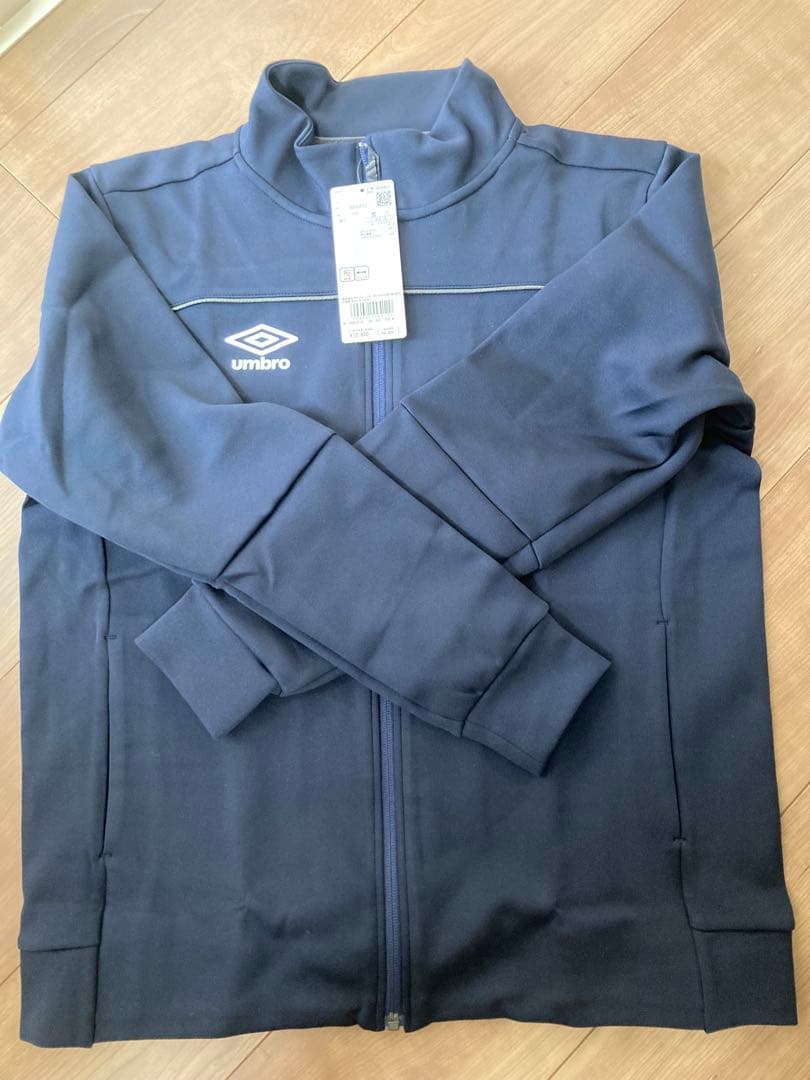 定価18,000円 umbro ネイビー ジャージ上下セット Mサイズ