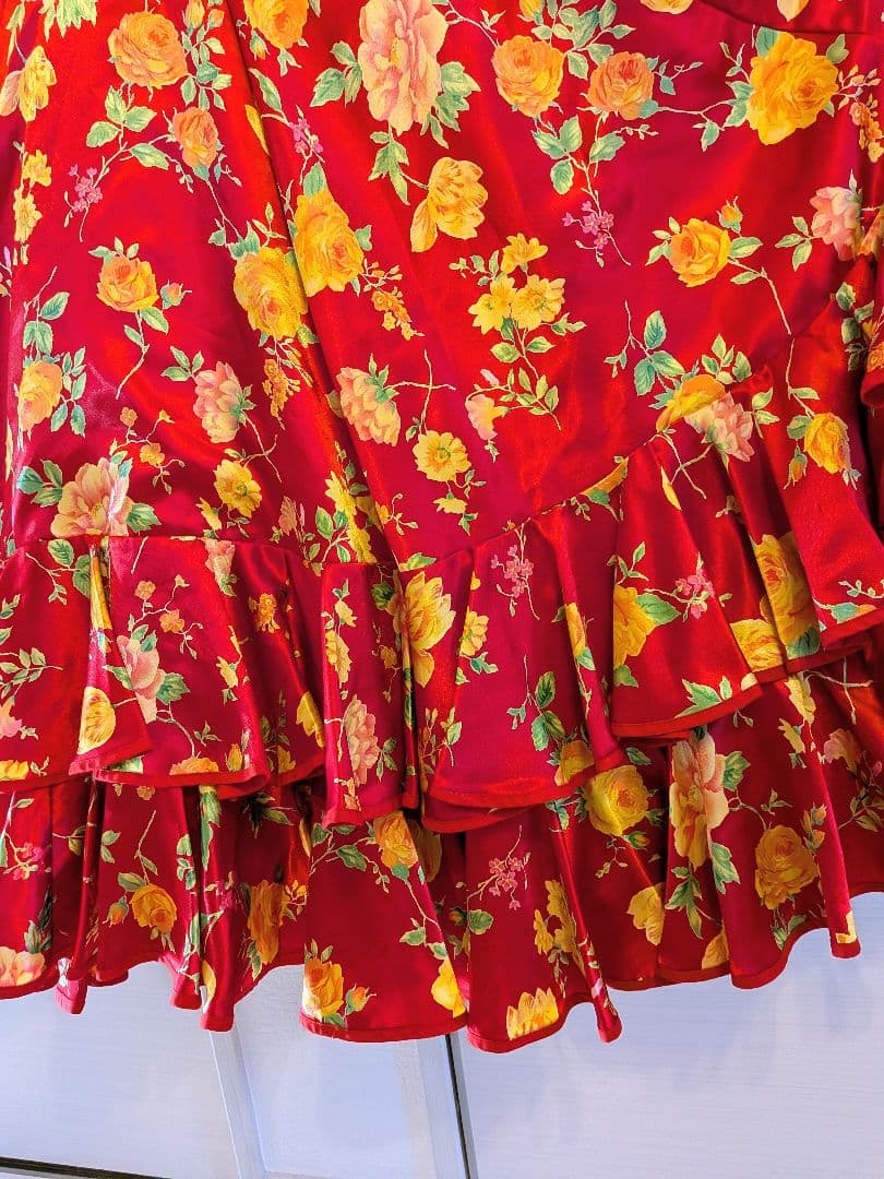 美品 フラメンコドレス 朱赤 × 花