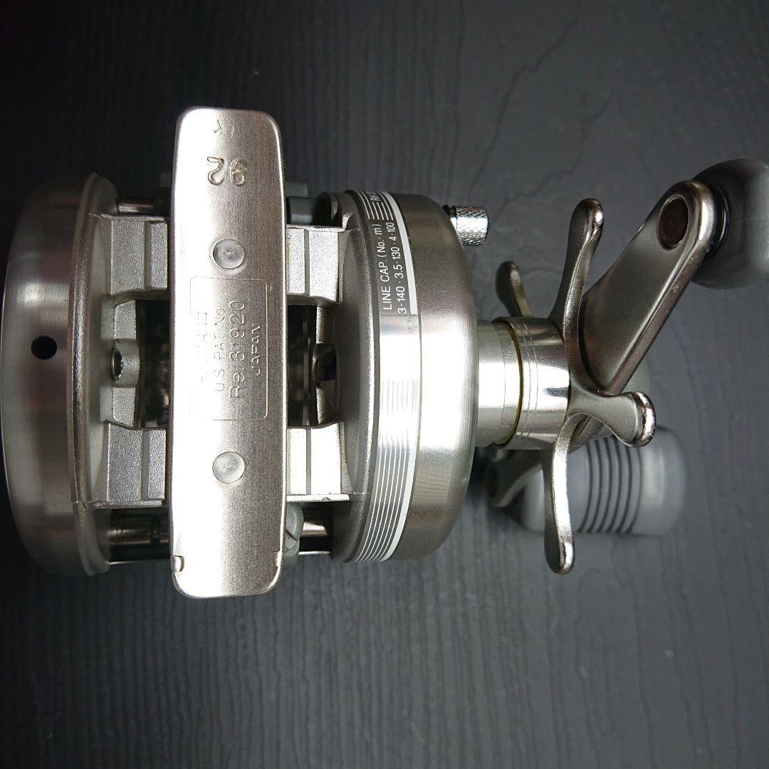 SHIMANO 初代カルカッタ100 ベイトリール