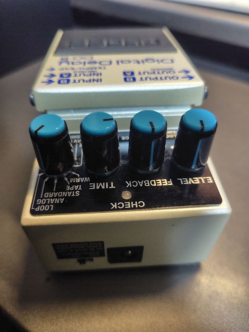 BOSS DD-8 デジタルディレイ(保証書有り)