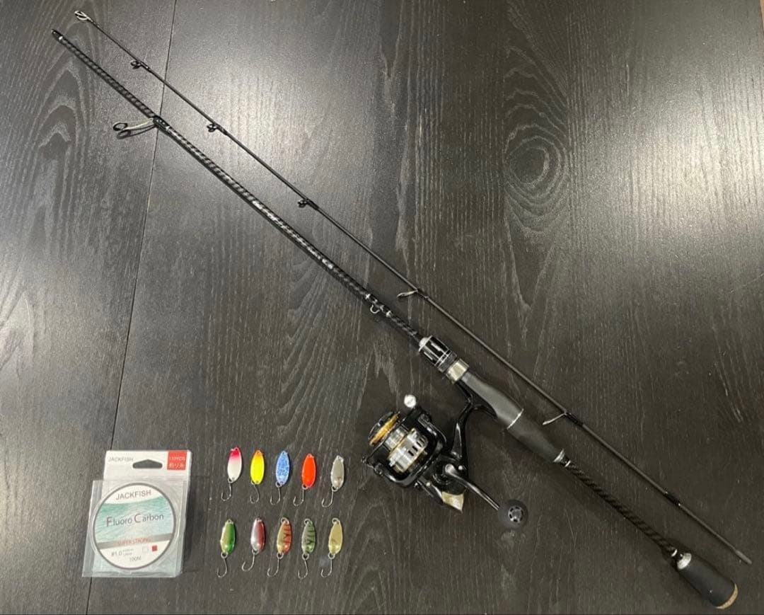 釣りセット2ピースロッド&1000番リールトラウトスプーンセット&ラインオマケ付