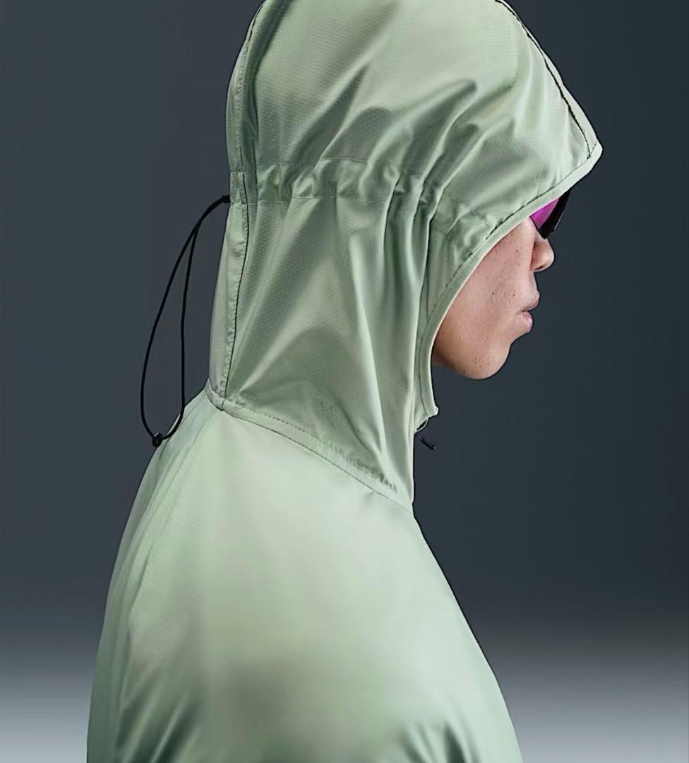 [新品] NIKE ナイキ　ランニングジャケット　パーカー　XLサイズ　グリーン