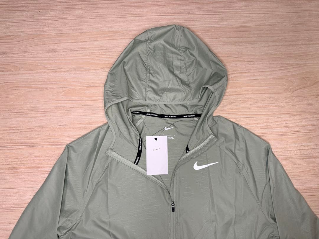 [新品] NIKE ナイキ　ランニングジャケット　パーカー　XLサイズ　グリーン