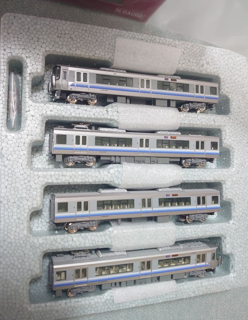 転落防止幌仕上 JR 223系2500番台 4両 貴重品　KATO