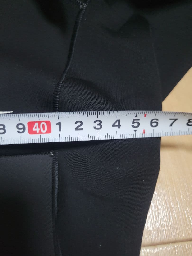 Rip Curl タッパー ブラック 1.5mm