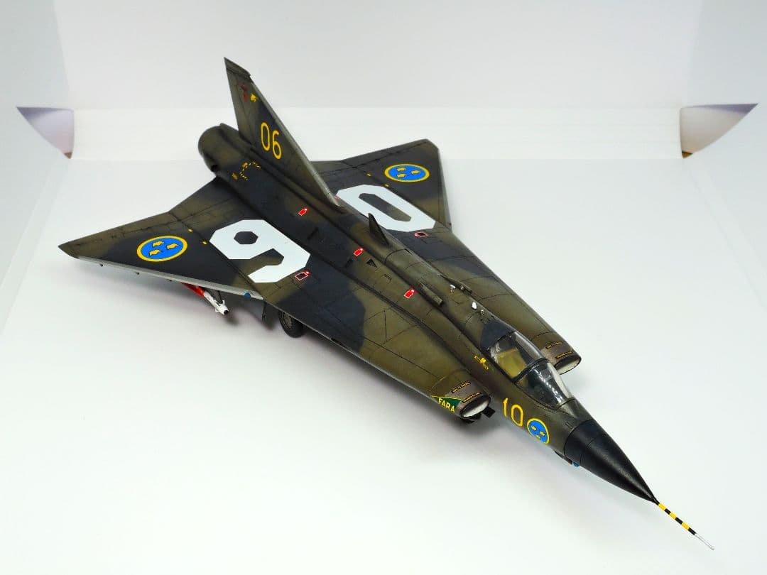 【完成品】ハセガワ 1/72 J35F ドラケン