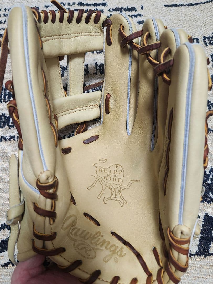 ローリングス硬式内野手用　マニー・マチャド型　日本未発売モデル