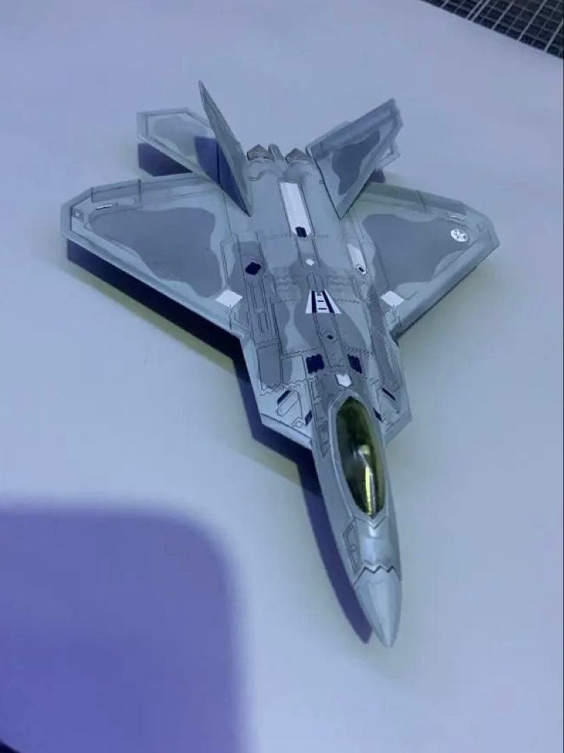 1/144スケールF22ラプターエースコンバット7オーシア空軍仕様