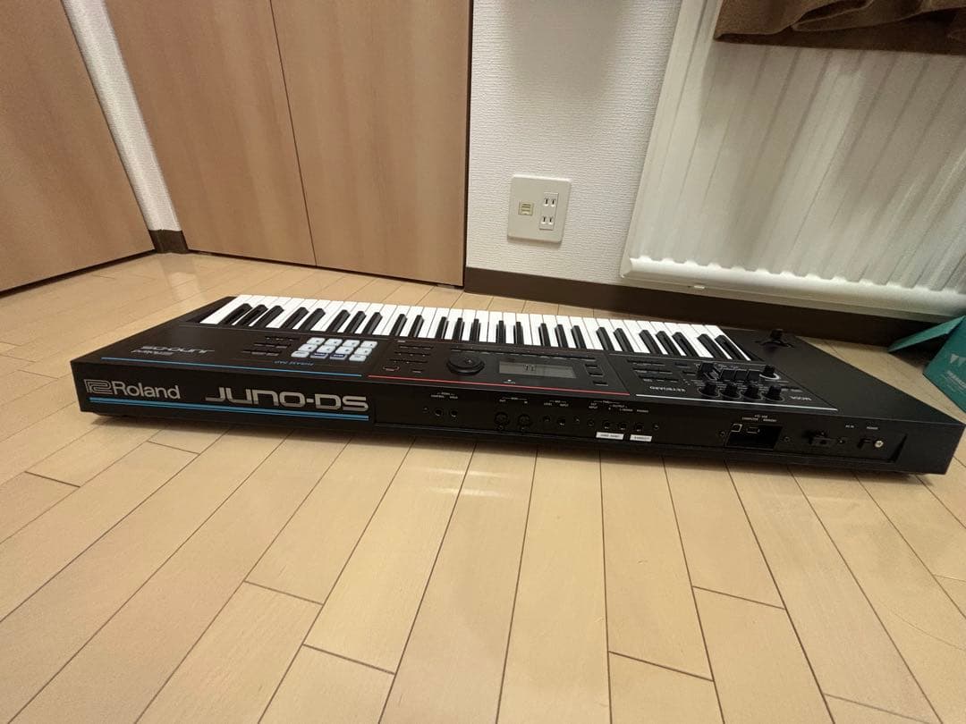 Roland JUNO-DS61 61鍵シンセサイザー