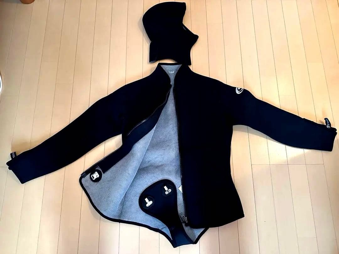 美品　TOP SHELL フルジップ タッパー 黒