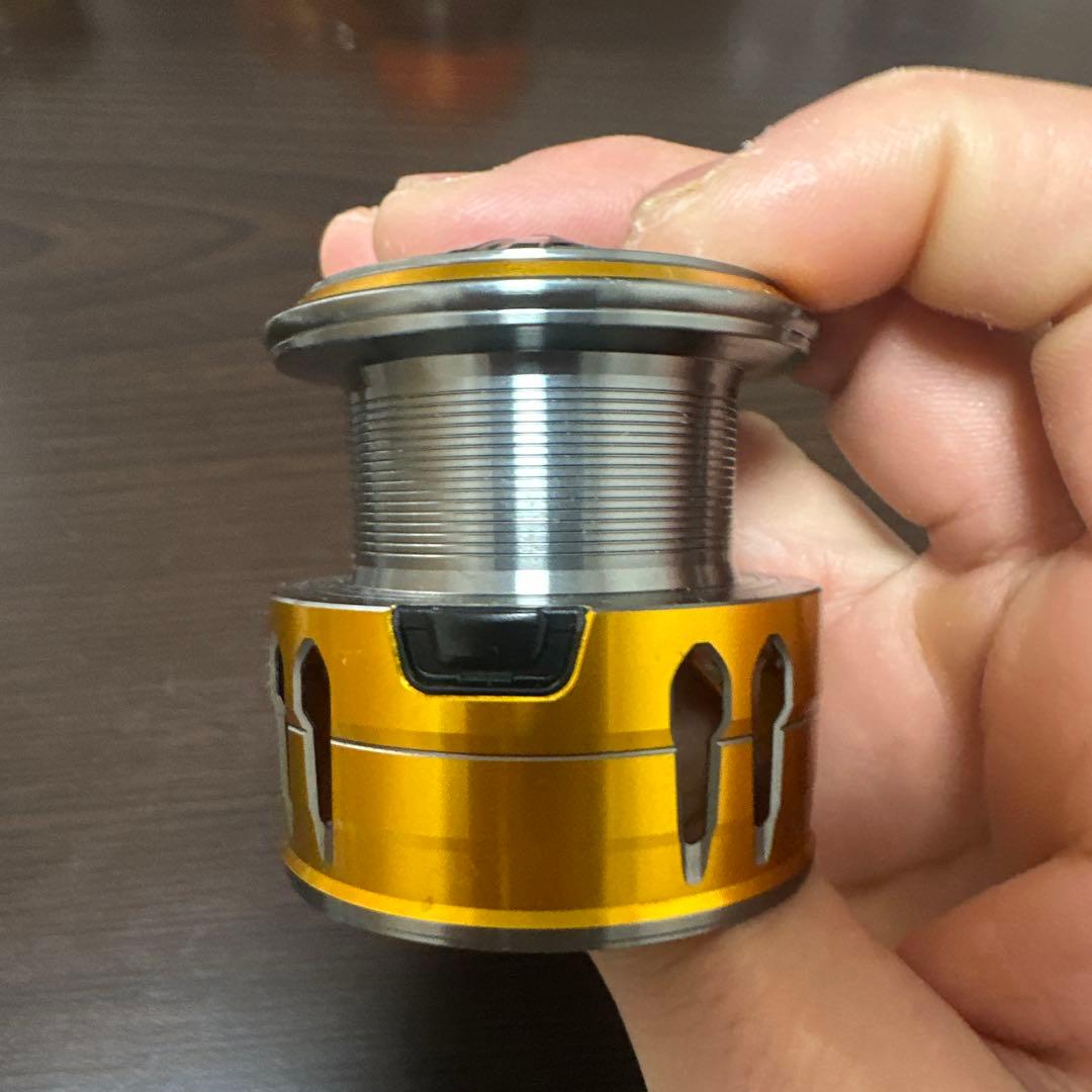 SLP WORKS ROS ISO スピニングリール　2500スプール