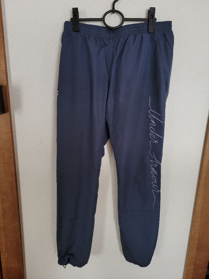 Under Armour ダークブルー ウィンドブレーカーとパンツセット