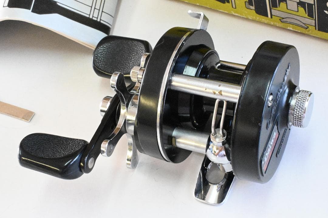 DAIWA MILLIONAIRE MINI MM-1000 箱付き