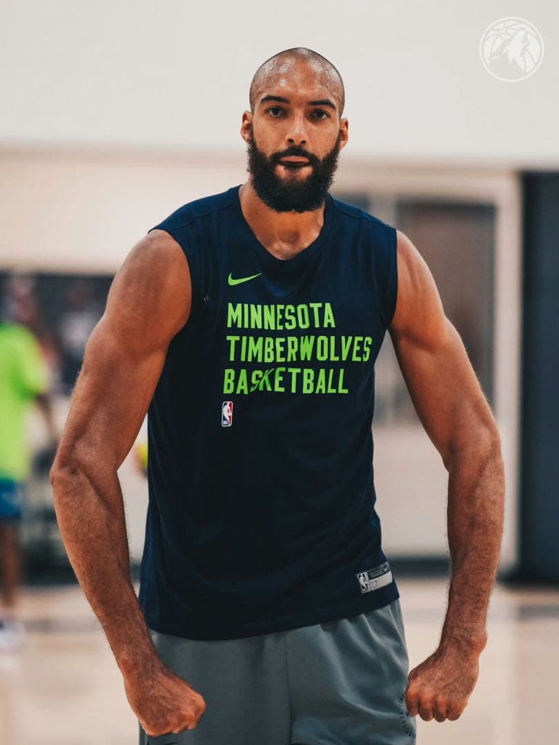 ナイキティンバーウルブズ NBA 選手支給品プラクティスロングTシャツMサイズ
