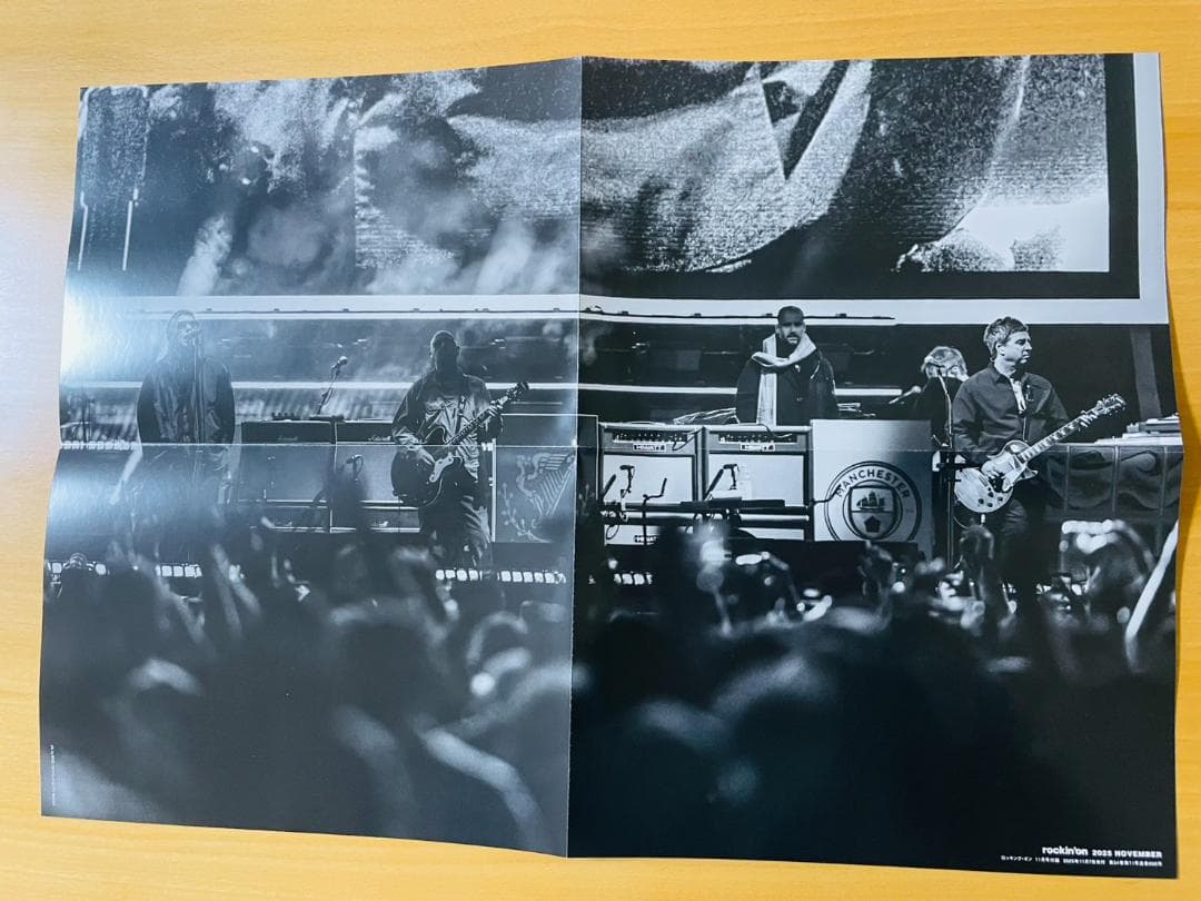 【セット】oasis Tシャツ(M)／rockin'on 2025年11月号