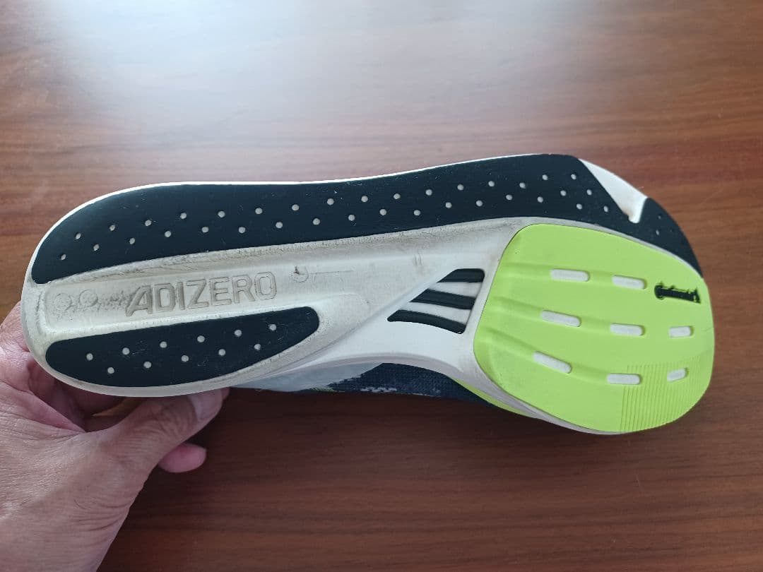 adidas ADIZERO タクミセン10