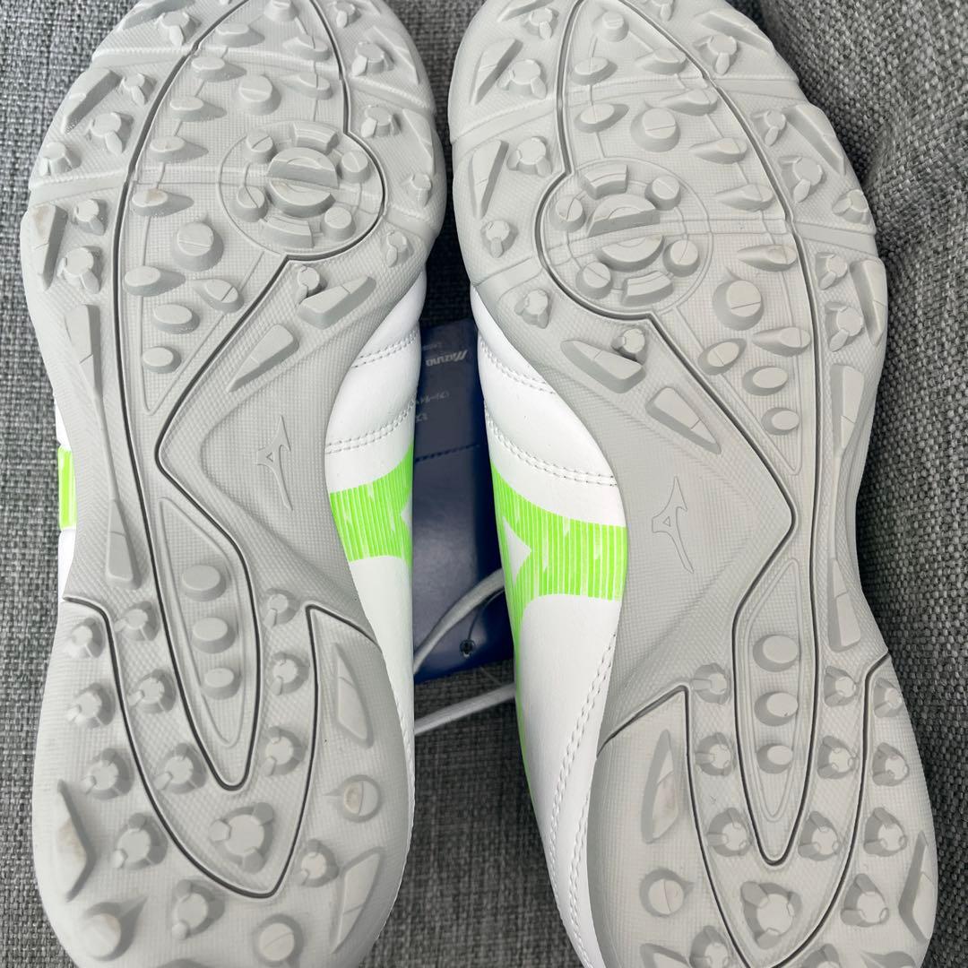 Mizuno サッカーシューズ ワイドフィット 24センチ新品