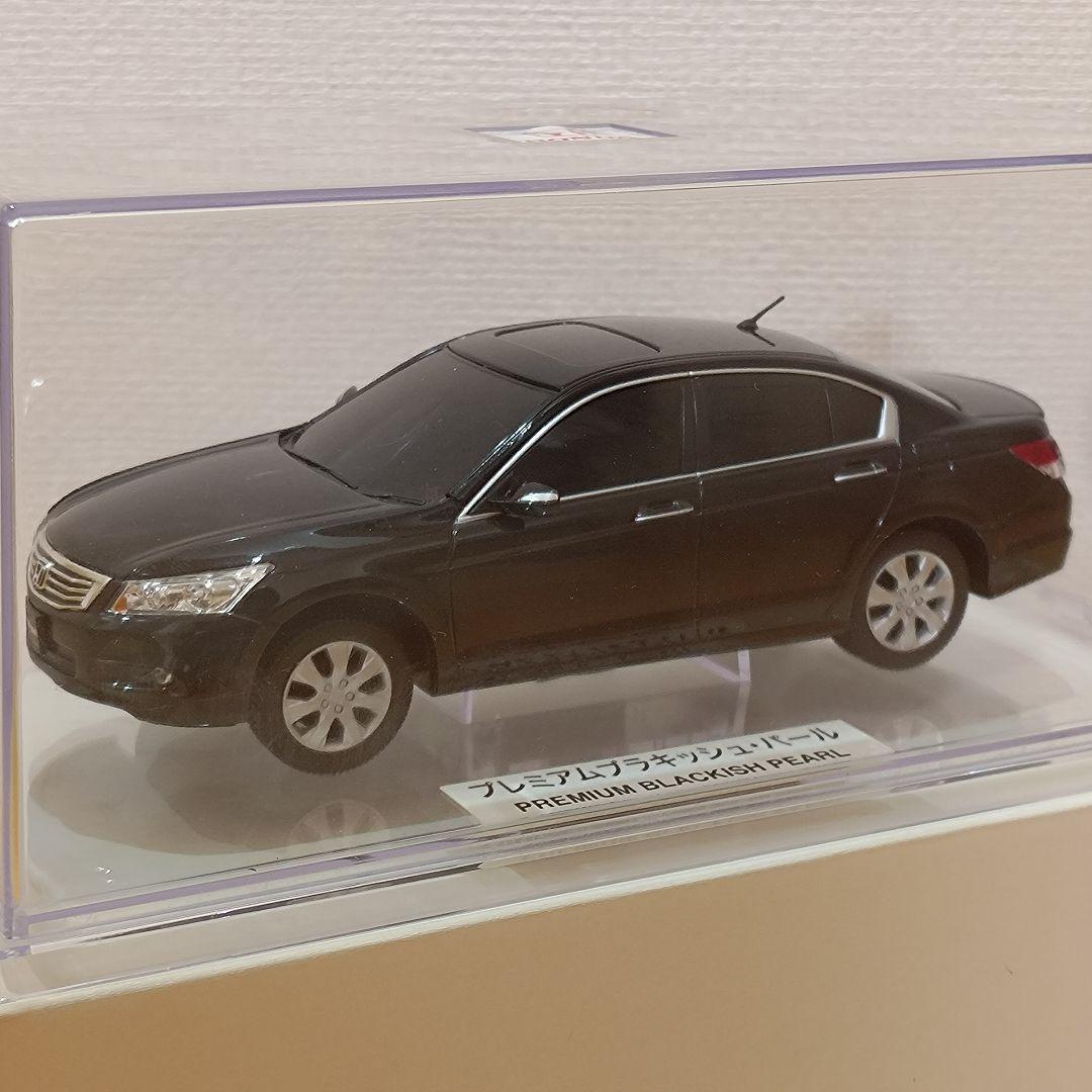 ホンダ インスパイア カラーサンプル ブラック プレミアムブラキッシュパール
