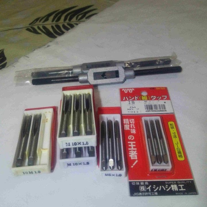 送料無料！　組タップM4・M6・M10とハンドルのまとめて処分特価！　未使用品！