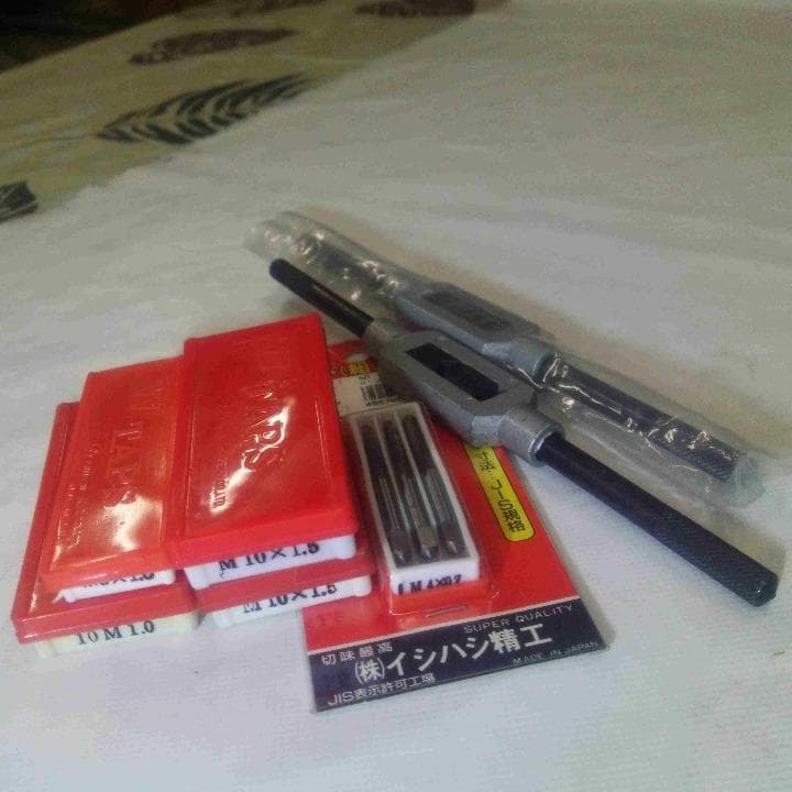 送料無料！　組タップM4・M6・M10とハンドルのまとめて処分特価！　未使用品！