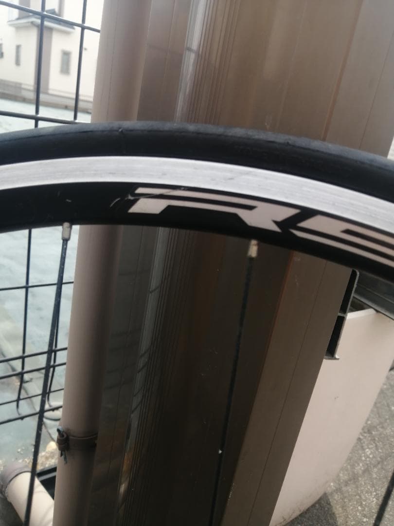 シマノ　ホイル　WH-RS010　　中古品