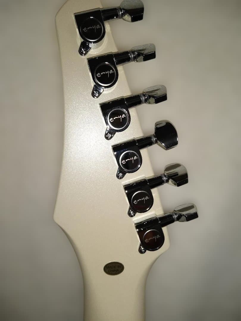 【訳アリ】スマートギター Enya Inspire 39 (クリーム)