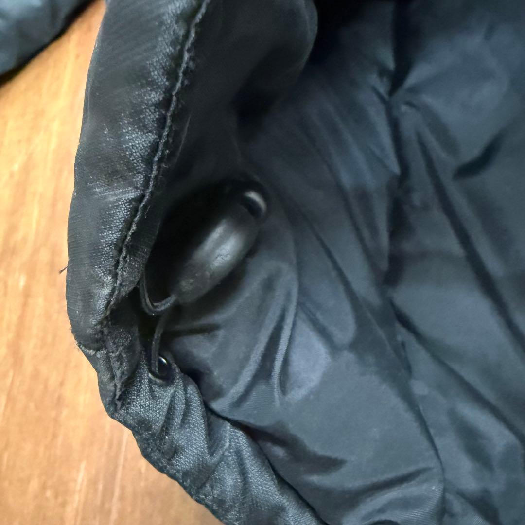 ま*ぬ様 adidas Real Madrid ダウンジャケット 古着 黒 Lサ