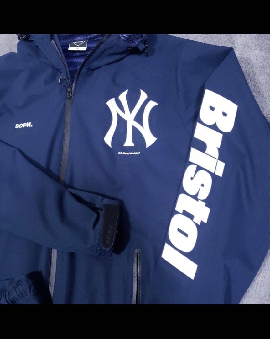 ブリストル　ナイロンセットアップ　ヤンキース　FCRB　MLB