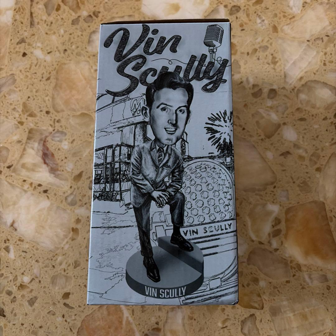 Vin Scully ビン・スカリーボブルヘッド 人形　Dodgers 新品