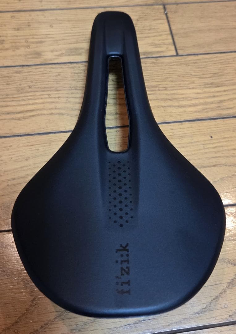 新品 Fizik VENTO 　（フィジーク）